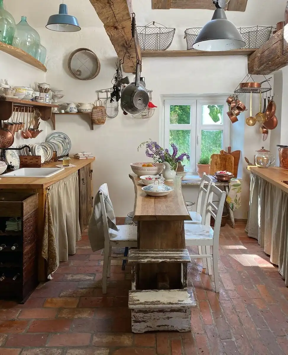 belsőépítészet, különleges házak, lakásdekoráció, lakásfelújítás, lakberendezés, otthon, rusztikus konyha, vidéki élet, vintage stílus